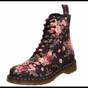 EUC Dr Martens - Vintage Flower